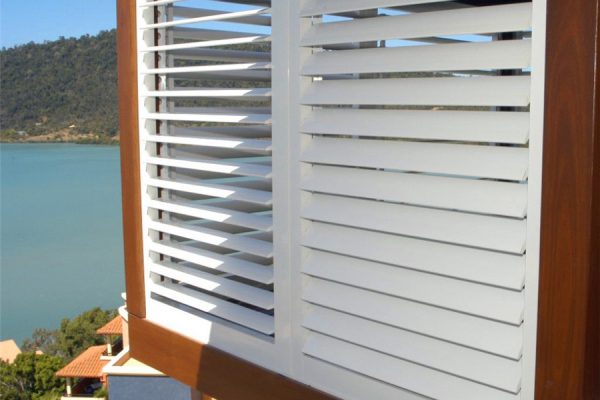 Plantation_shutter_3
