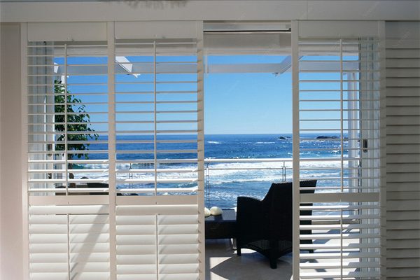Plantation_shutter_4